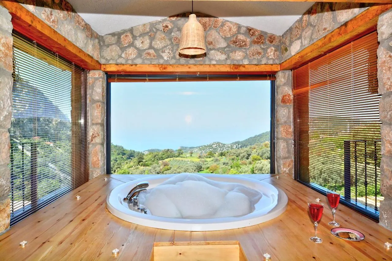 פאראליה 2 Bedroom Private Villa With Infinity Pool And Sea View טורקיה